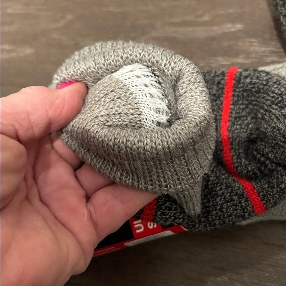 Avalanche Ultimate Thermal crew socks all day warmth, 2 pairs